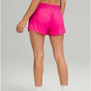 Lululemon 2.5” HR sonic pink hotty hot shorts